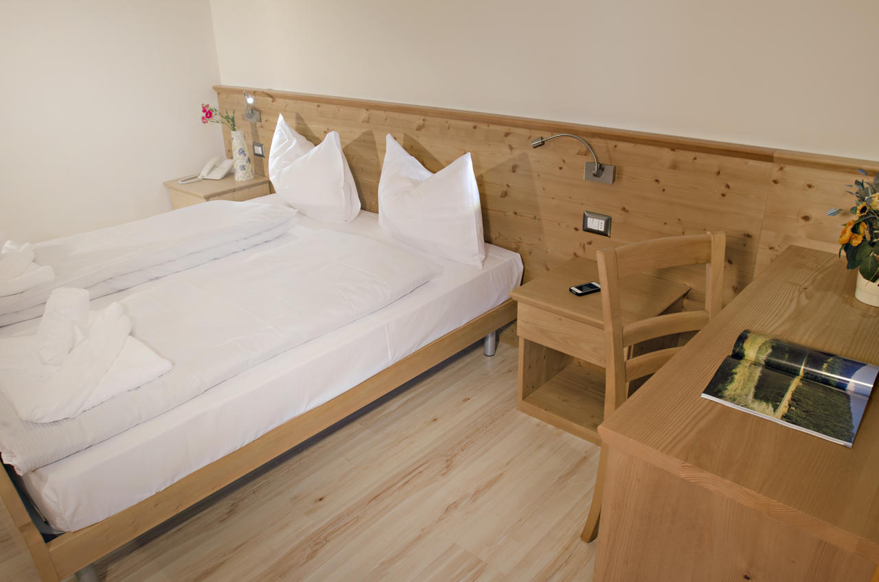 Hotel Vervasio Vervò Habitación foto